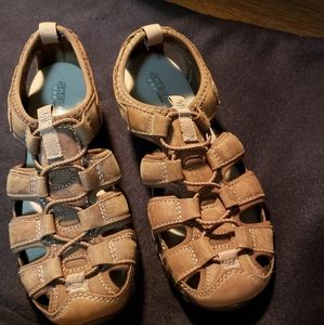 Skechers sandles athletic shoes Size 6M